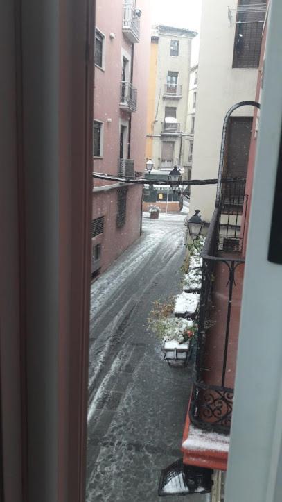 Hostal El Centro Huesca Kültér fotó