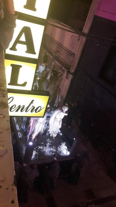 Hostal El Centro Huesca Kültér fotó